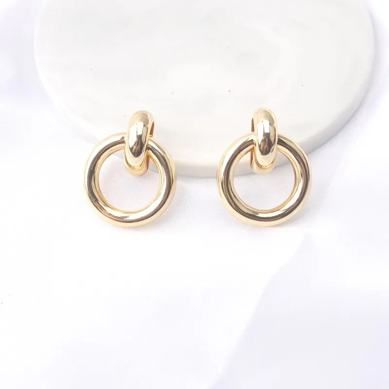 Gold Color Metal Drop Earrings Irregular Hollow Heart Pendants Earrings Twisted Geometric Personality Earrings for Women