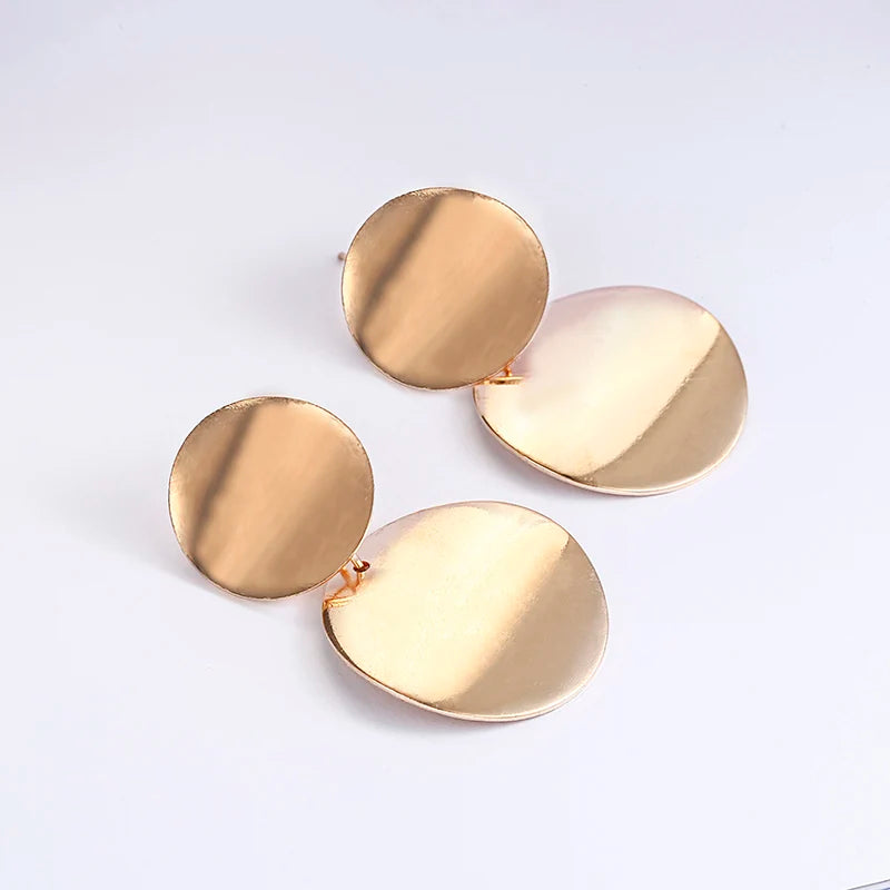 2025 New Unique Metal Drop Earrings Trendy Gold Color Round Statement Earrings for Women New Arrival wing Fashion Jewelry