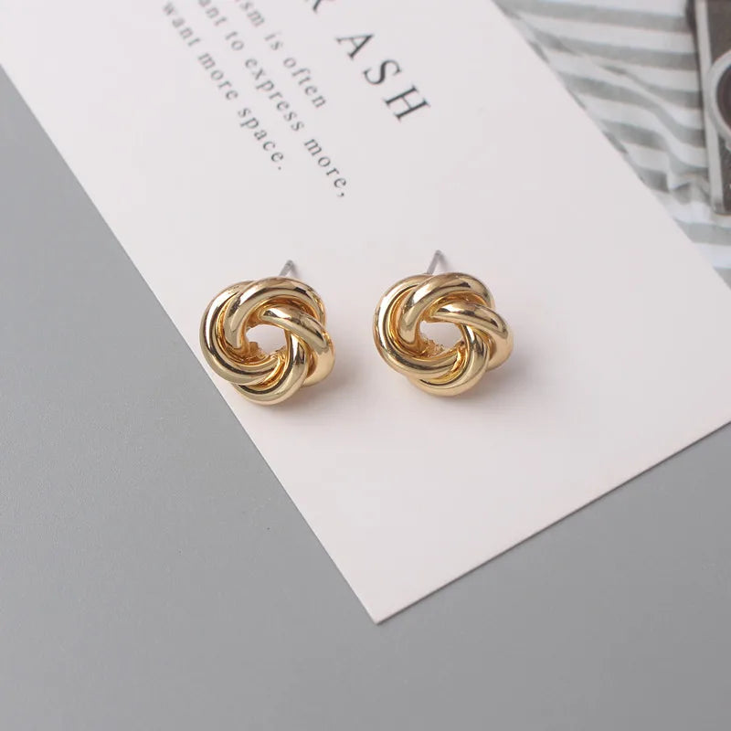 Gold Color Metal Drop Earrings Irregular Hollow Heart Pendants Earrings Twisted Geometric Personality Earrings for Women