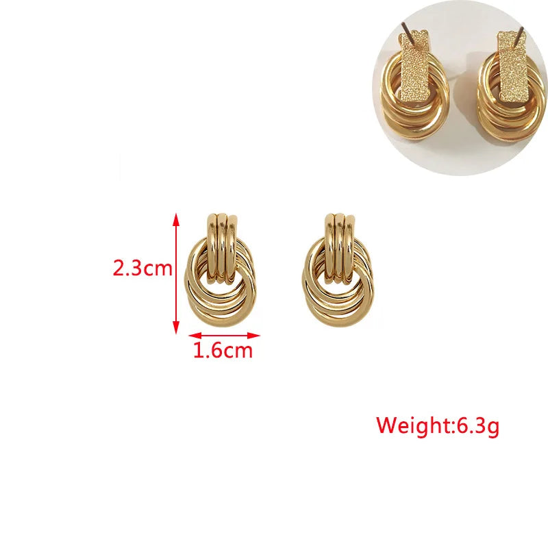 Gold Color Metal Drop Earrings Irregular Hollow Heart Pendants Earrings Twisted Geometric Personality Earrings for Women