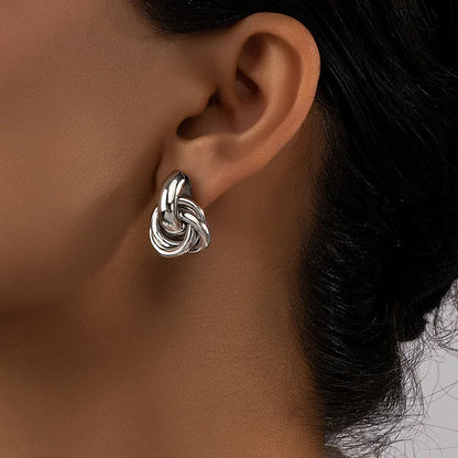 Boucles d’oreilles créoles épaisses en acier inoxydable - Élégance géométrique et tendance
Découvrez ces boucles d’oreilles créoles épaisses en acier inoxydable, un accessoire intemporel qui allie élégance et modernité.